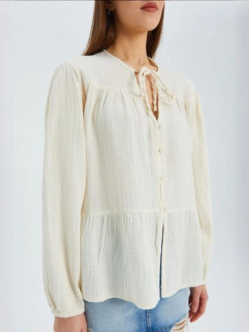 MixRay Blouse in White