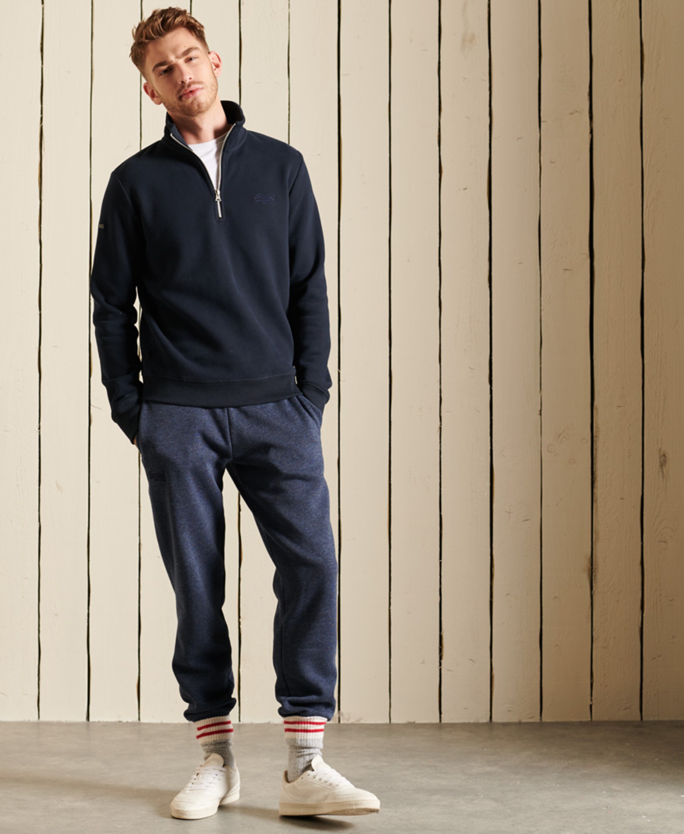 Männer Große Größen Superdry Sweatshirt in Marine - PF52530 Männer Große Größen Superdry Sweatshirt in Marine - PF52530