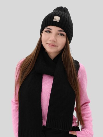 Maxte Scarf 'Loretta' in Black: front