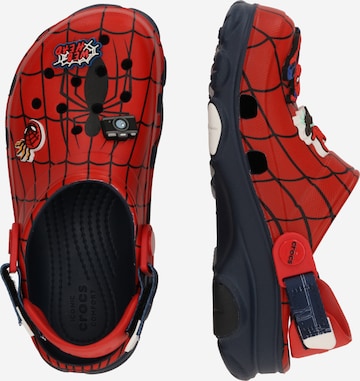 Crocs Juhlakengät 'Team SpiderMan' värissä punainen