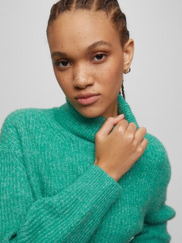 Pull&Bear Sweatshirt in Grün