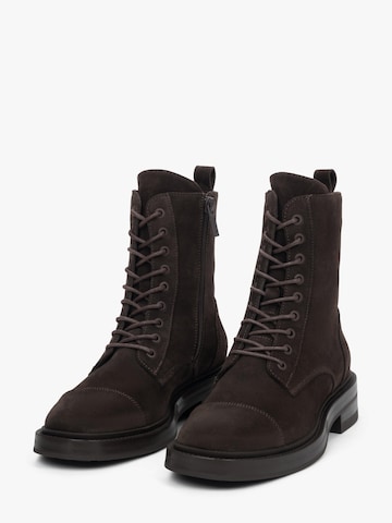 Stivaletto stringato '09-3639' di Estro in marrone