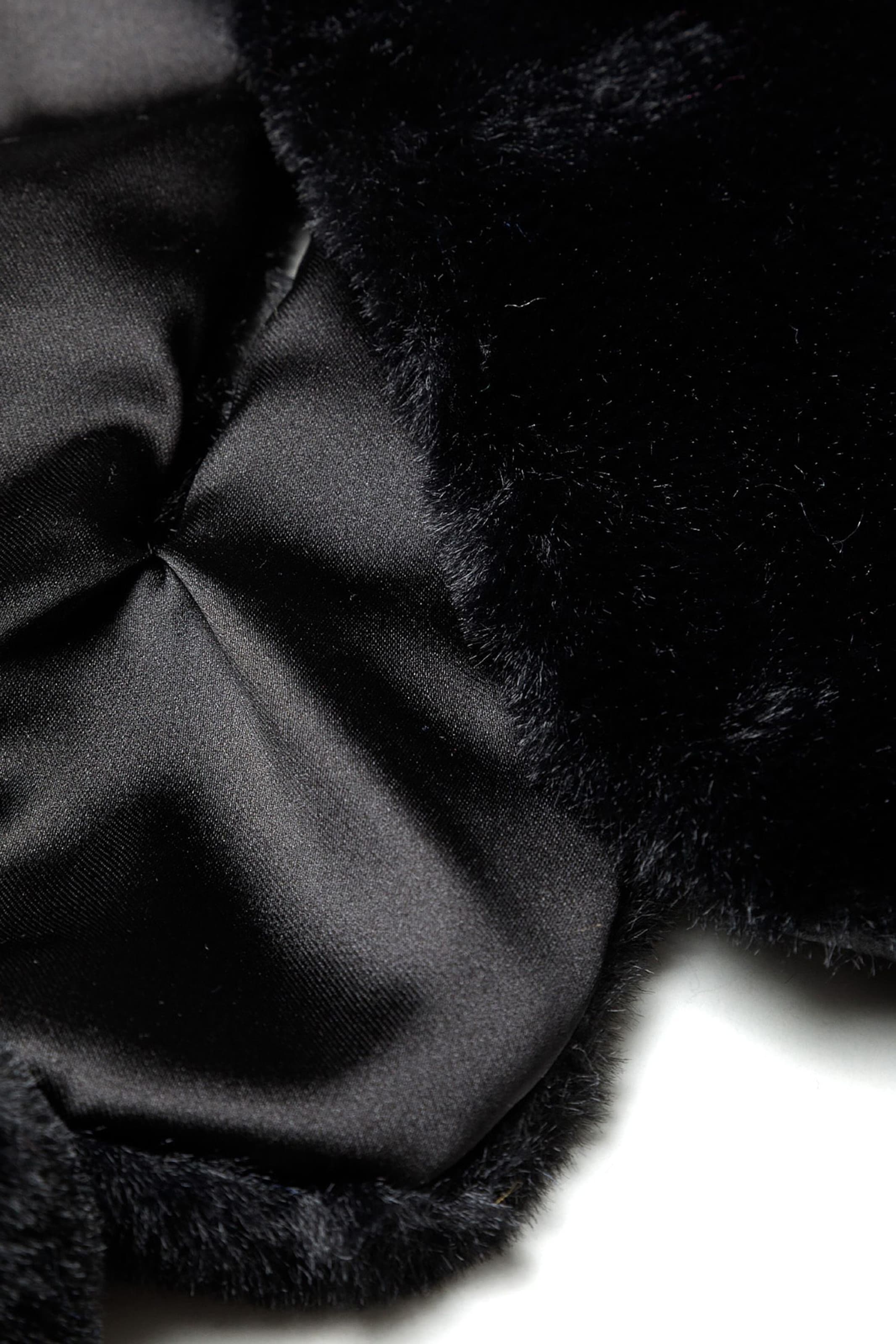 MINOTI Šála – černá