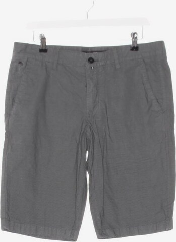 Marc O'Polo Shorts in 32 in Grey: front