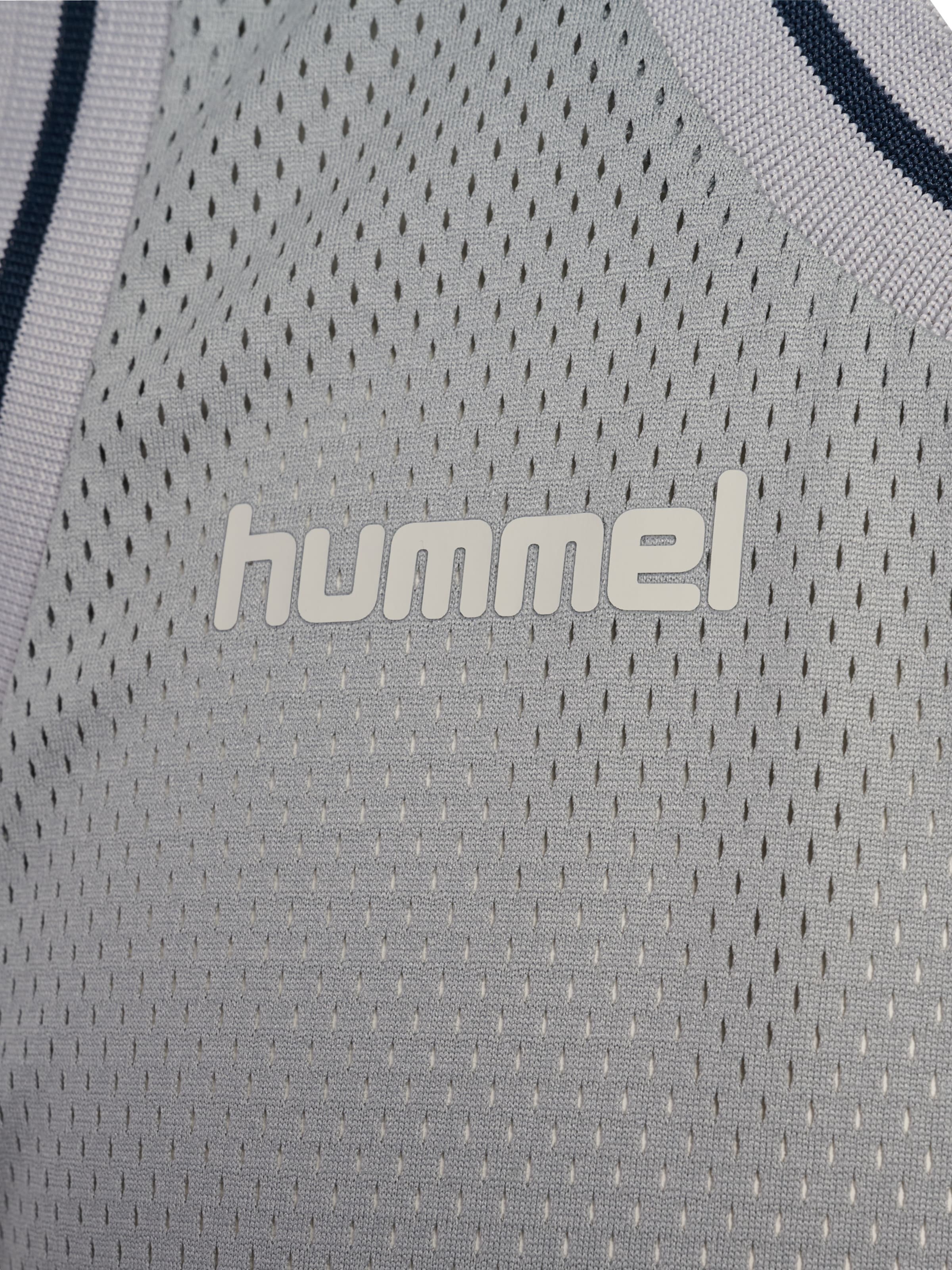 Hummel Performance Shirt in Grey