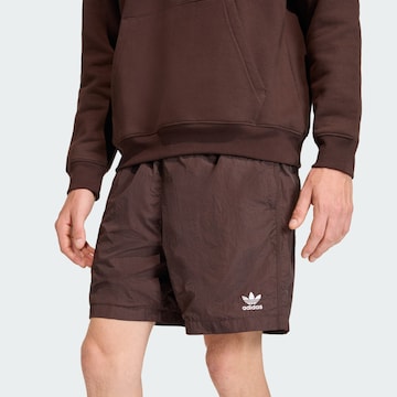 Loosefit Pantalon 'Trefoil Essentials' ADIDAS ORIGINALS en marron