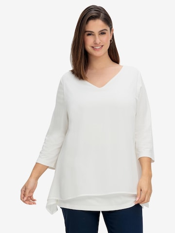 SHEEGO Shirt in White: front