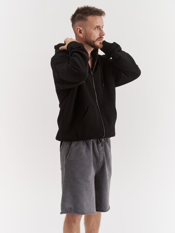 NCO Sweatjacke in Schwarz: Vorderseite