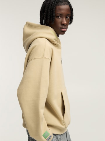 Pull&Bear Sweatshirt in Beige