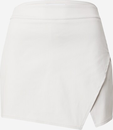 Regular Pantaloni 'Emma' de la ABOUT YOU pe alb: față