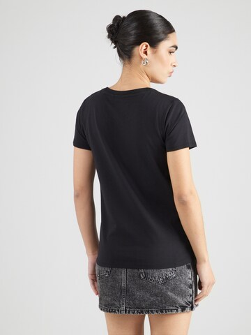 Tricou de la GUESS pe negru