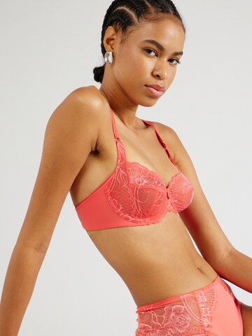 T-shirt Reggiseno 'Wild Peony' di TRIUMPH in arancione