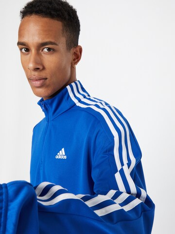 ADIDAS SPORTSWEAR Trainingspak in Blauw