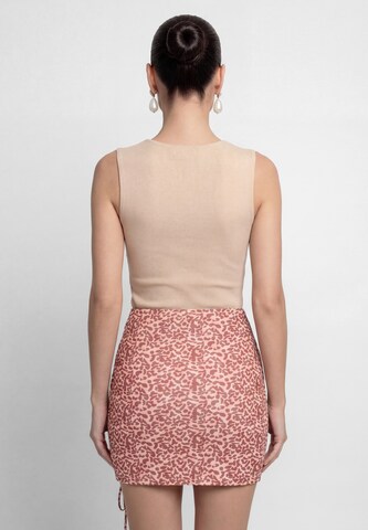faina Skirt 'Festive' in Pink