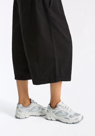 Bershka Tenisky – šedá
