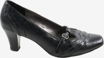 CityLine Mary Jane Pumps in 39 in Black: front
