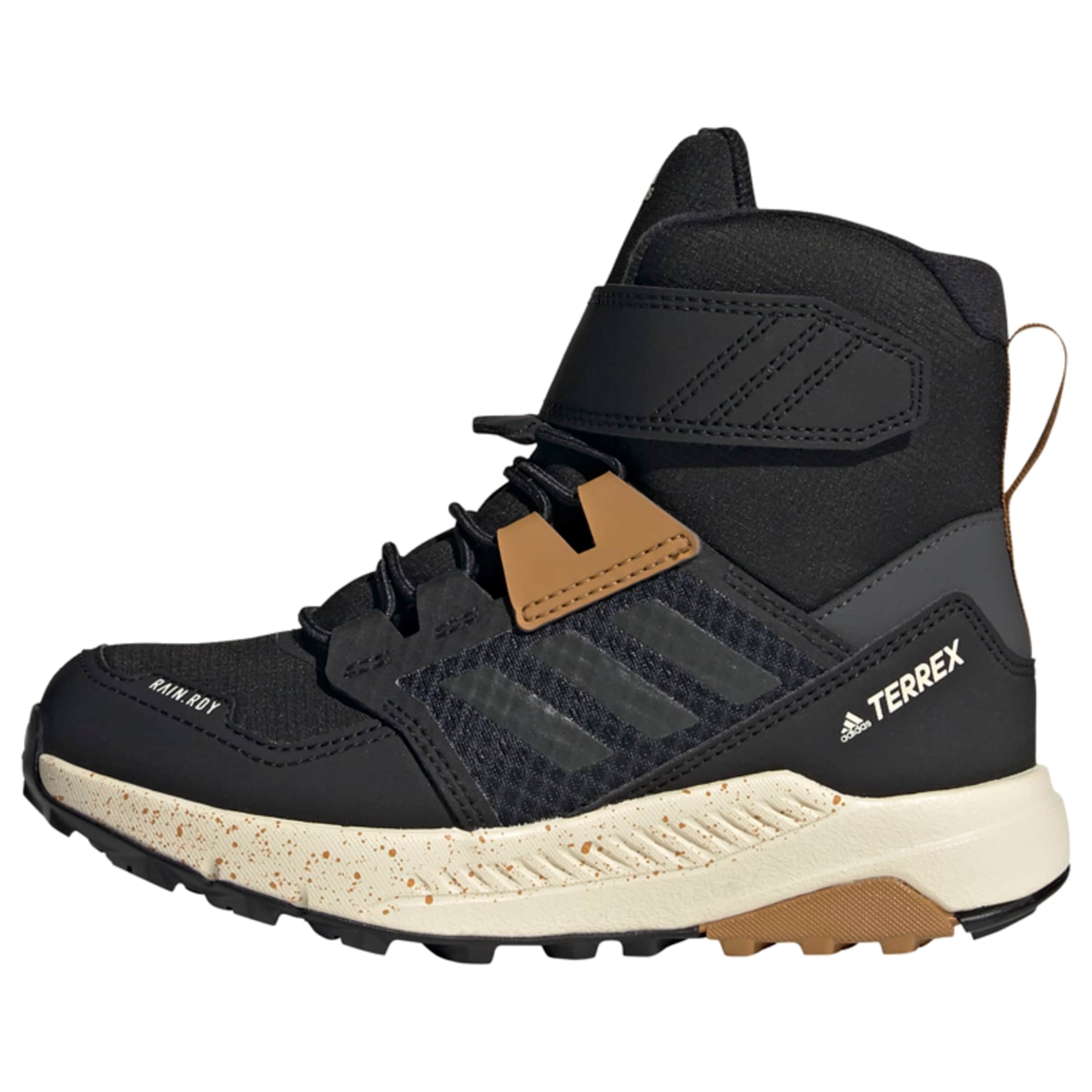 ADIDAS TERREX Boots 'Trailmaker' in Black: front