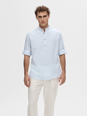 SELECTED HOMME Button Up Shirt in Blue: front