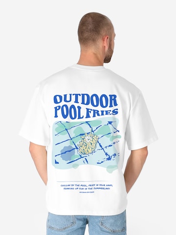 SPITZBUB Shirt 'Outdoor Pool Fries' in Weiß