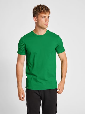 Hummel Shirt 'Red' in Groen: voorkant