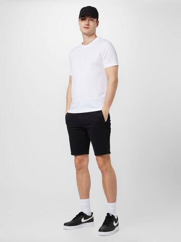 T-Shirt EA7 Emporio Armani en blanc