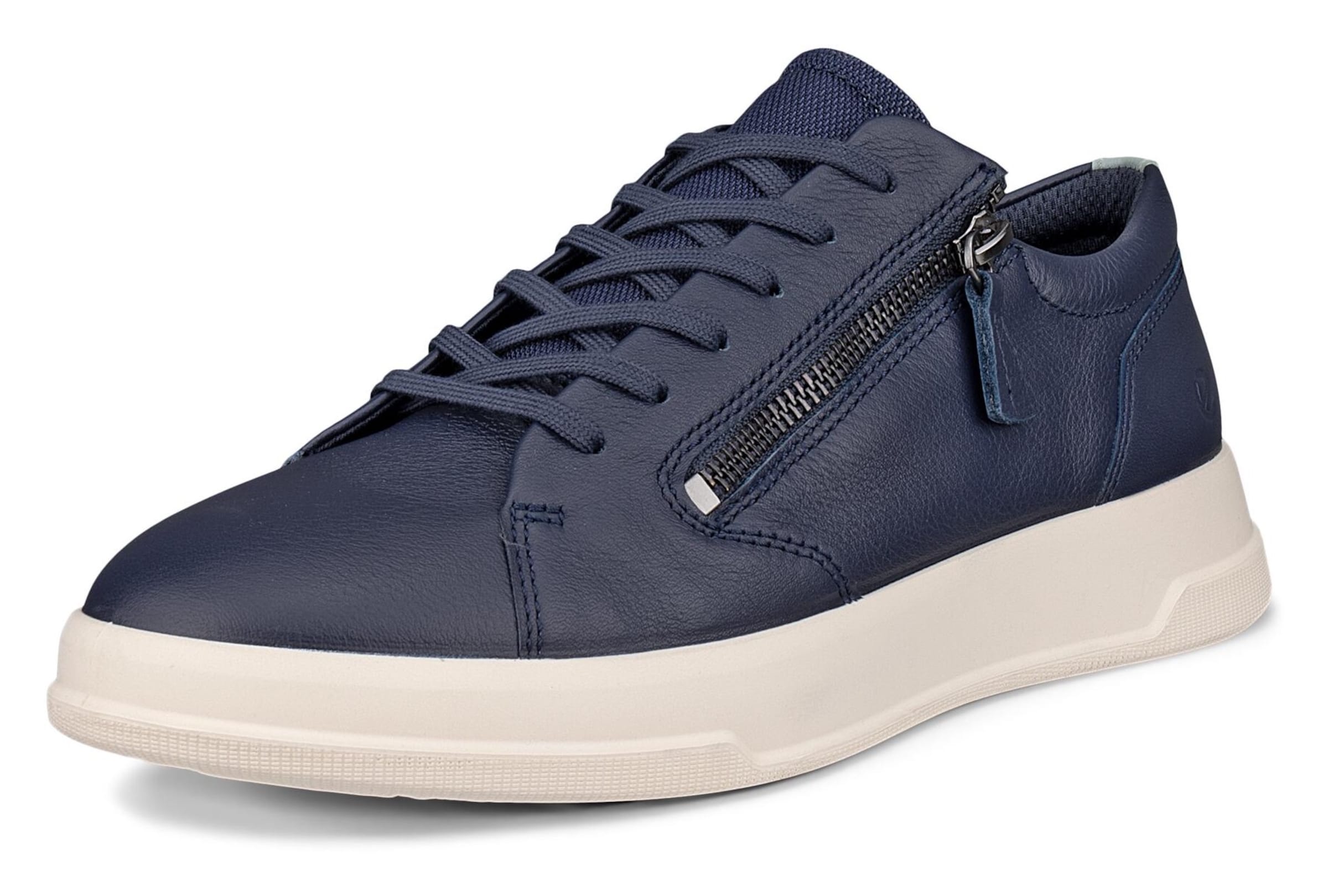 ECCO Sneakers in Blue: front