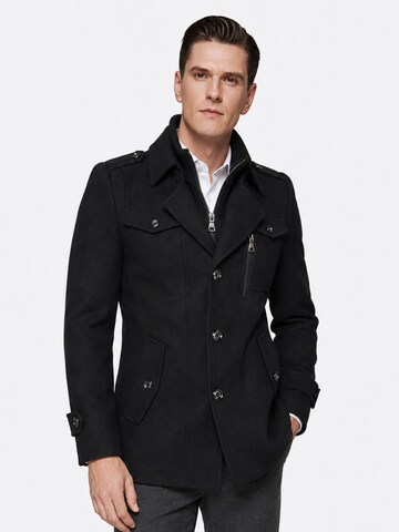YOUTHUP Winter Coat 'Reverslinie' in Black