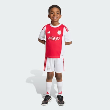 ADIDAS PERFORMANCERegular Fit Sportski komplet 'Ajax 26/27' - bijela boja: prednji dio