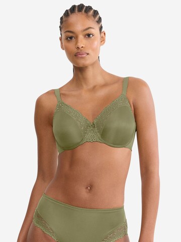 Minimiseur Soutien-gorge ' Red Label Ladyform Soft ' TRIUMPH en vert : devant