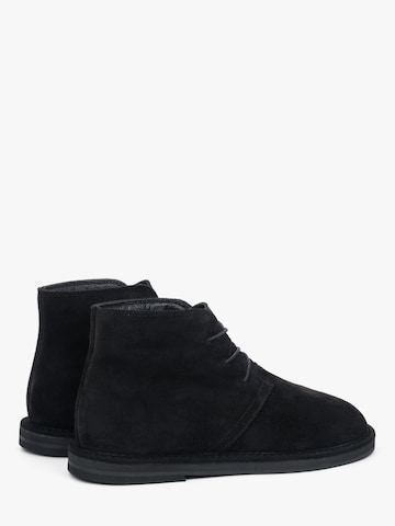 Estro Booties '33-10384' in Black