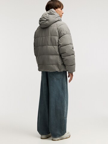 Pull&Bear Jacke in Grau