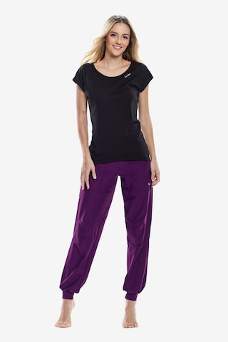 Winshape Tapered Workout Pants 'LEI101C' in Purple