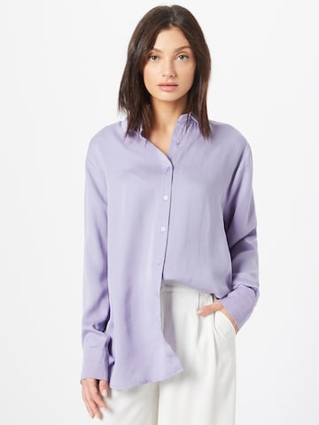Nasty Gal Blouse in Purple: front