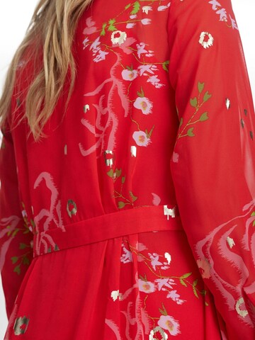 Robe 'Kyndall' NÜMPH en rouge