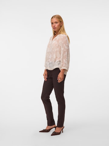 VERO MODA Úzky strih Chino nohavice - Hnedá