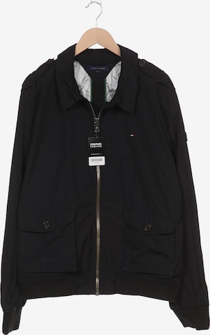 TOMMY HILFIGER Jacke XXL in Schwarz: predná strana