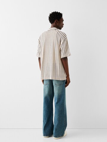 BershkaRegular Fit Kardigan - bijela boja