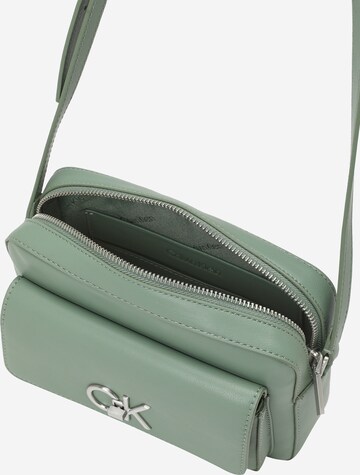 Calvin Klein Crossbody Bag in Green