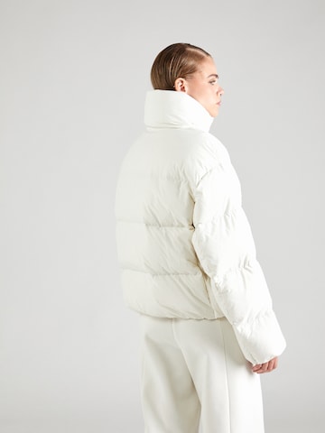 Veste d’hiver Calvin Klein Jeans en blanc