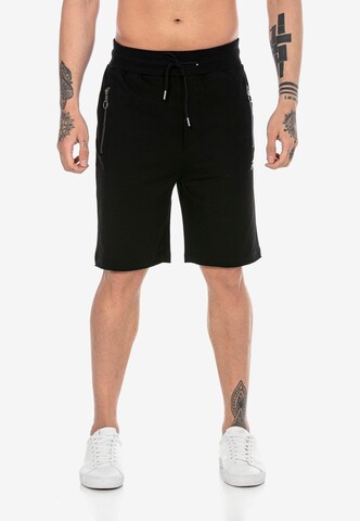 Redbridge Regular Pants 'Wigan' in Black: front