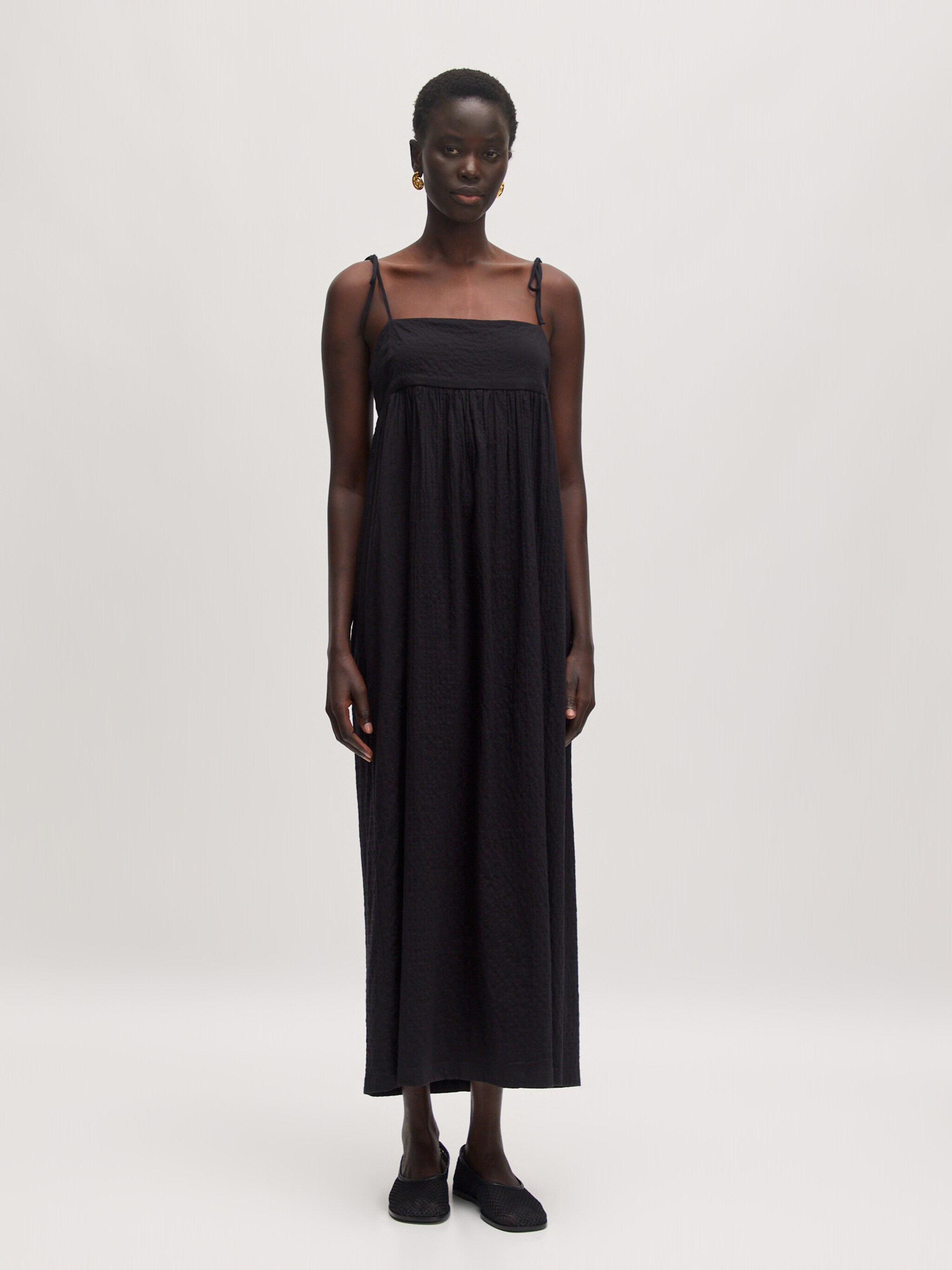 EDITED Produits Robe 'Alida' noir