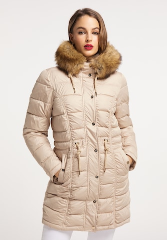 faina Winter Coat in Beige: front