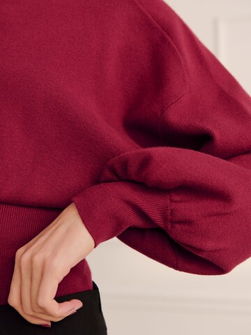Guido Maria Kretschmer Women Sweater 'Elin' in Red