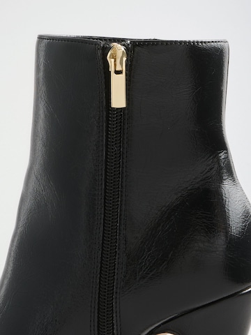 Lipsy Stiefelette in Schwarz