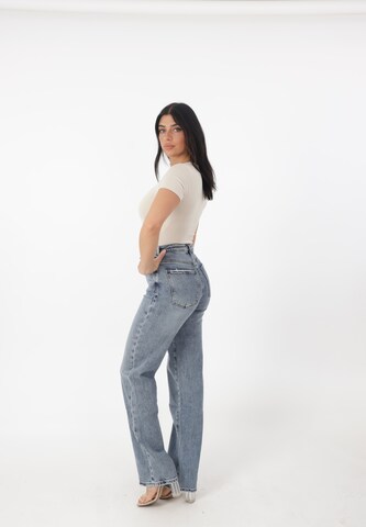 Elara Regular Jeans in Blau