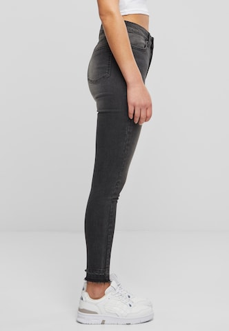 Urban Classics Slimfit Jeans in Zwart