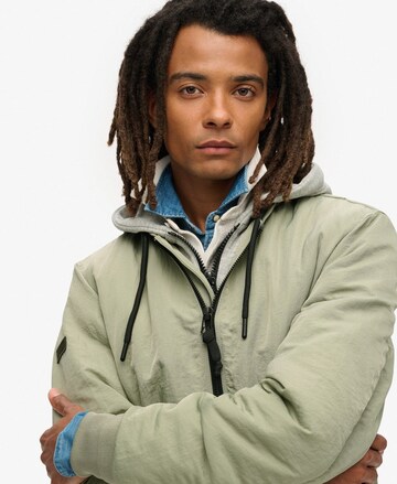 Superdry Between-season jacket 'MA1' in Green: front