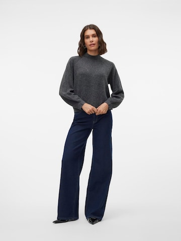 VERO MODA Kampsun 'Leaf', värv hall