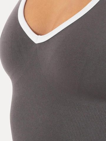 Smilodox Sporttop in Grijs