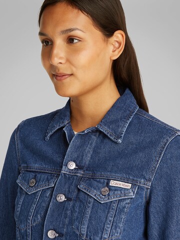 Geacă de primăvară-toamnă '90'S' de la Calvin Klein Jeans pe albastru